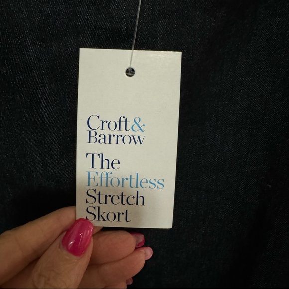 Croft & Barrow - the Effortless Stretch Skort Dark Wash Denim- size 12 - NWT - Picture 9 of 9